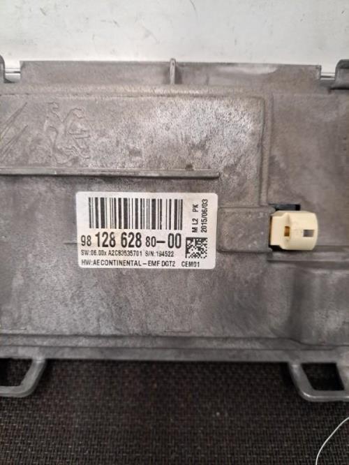 Image Ecran GPS - PEUGEOT 2008 1