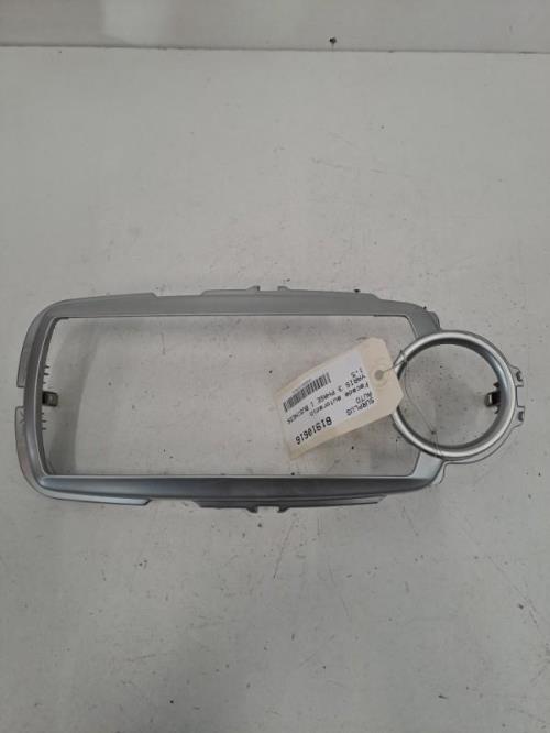 Image Facade autoradio - TOYOTA YARIS 3