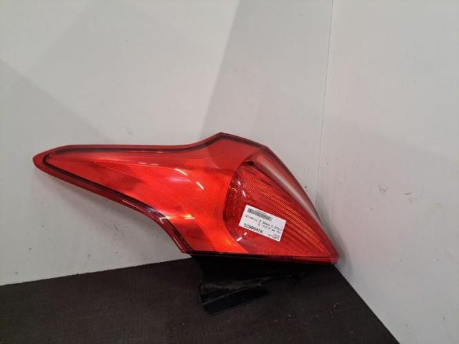 Image Feu arriere principal droit (feux) - FORD FOCUS 3