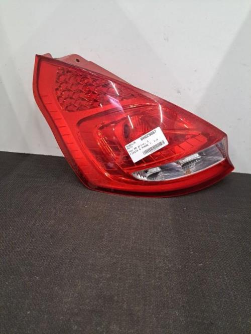Image Feu arriere principal gauche (feux) - FORD FIESTA 6