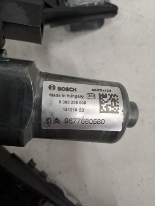 Image Moteur essuie glace arriere - PEUGEOT 308 2 SW