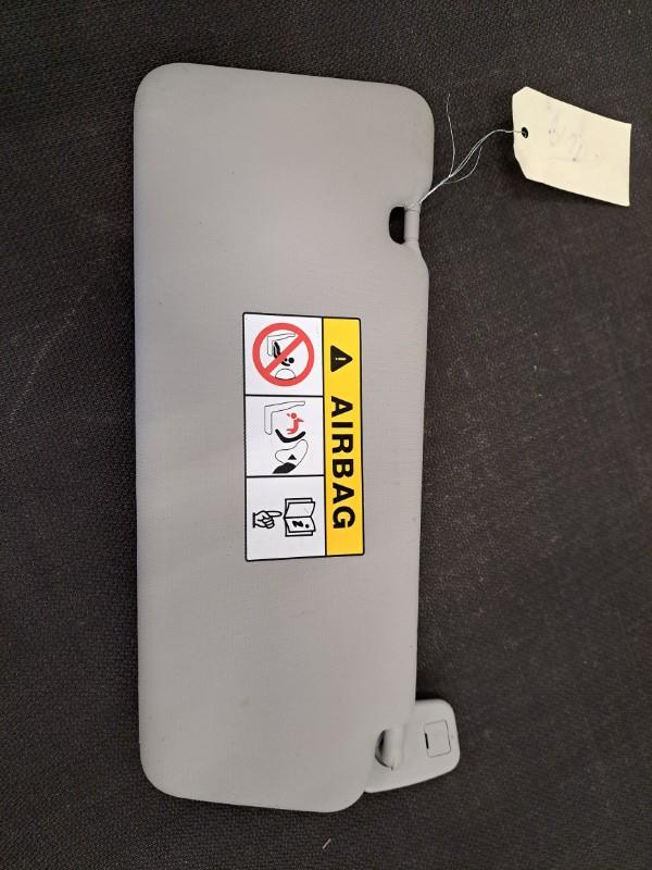 Pare soleil droit RENAULT CLIO 4 PHASE 1 Diesel - 1