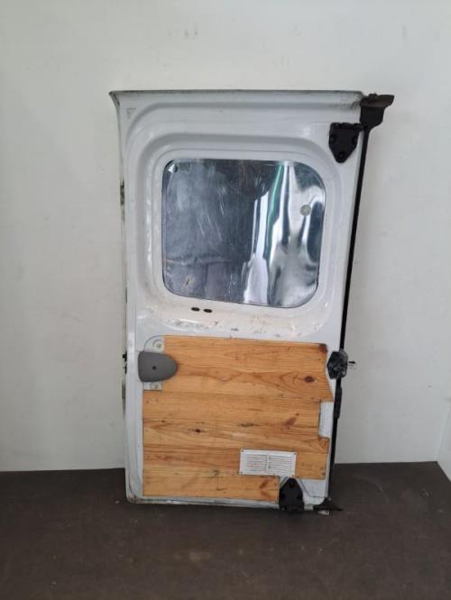 Image Porte de coffre droit - RENAULT TRAFIC 2