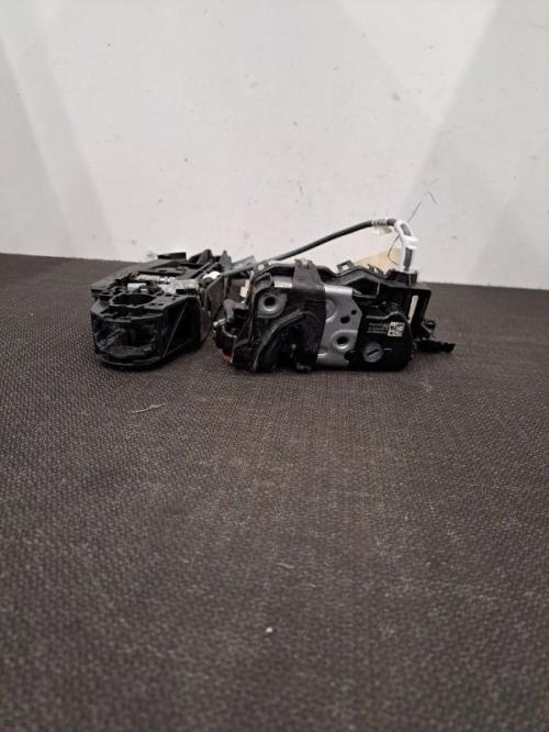 Image Serrure arriere droit - PEUGEOT 208 2