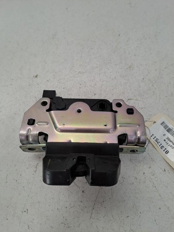 Serrure de coffre OPEL ASTRA H GTC PHASE 2 Essence - 1