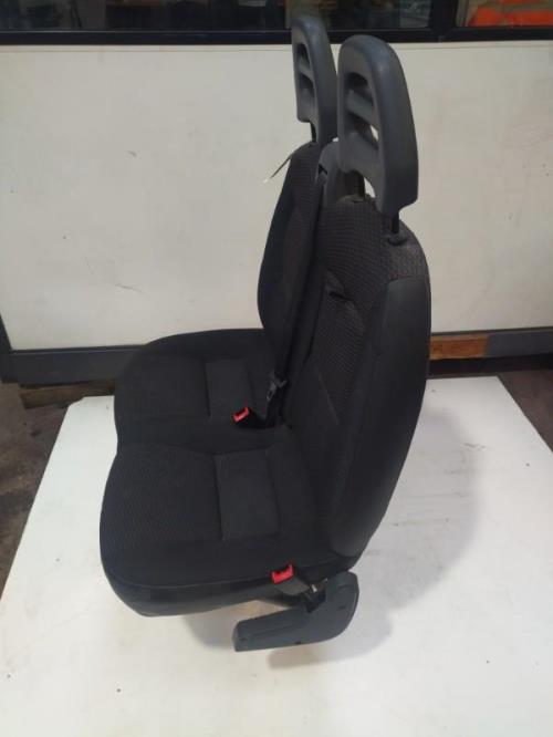 Image Siege avant droit (banquette double) - PEUGEOT BOXER 3