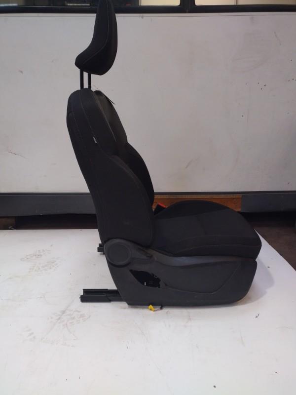 Siege avant droit RENAULT CLIO 5 PHASE 1 Essence - 1
