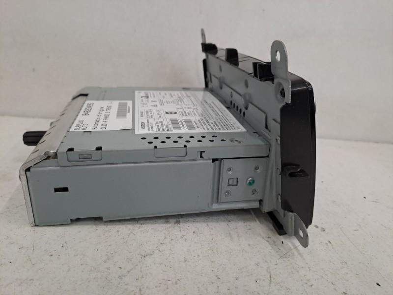 Autoradio d'origine RENAULT CLIO 4 PHASE 2 Essence - 1