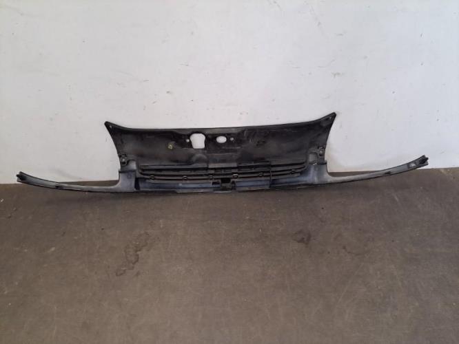 Image Calandre - RENAULT CLIO 2