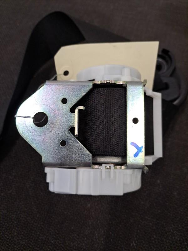 Ceinture avant droit BMW Z4 E89 ROADSTER CABRIOLET Essence - 1