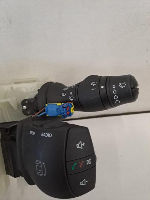 Image Com (Bloc Contacteur Tournant+Commodo Essuie Glace+Commodo Phare) - RENAULT ZOE 1