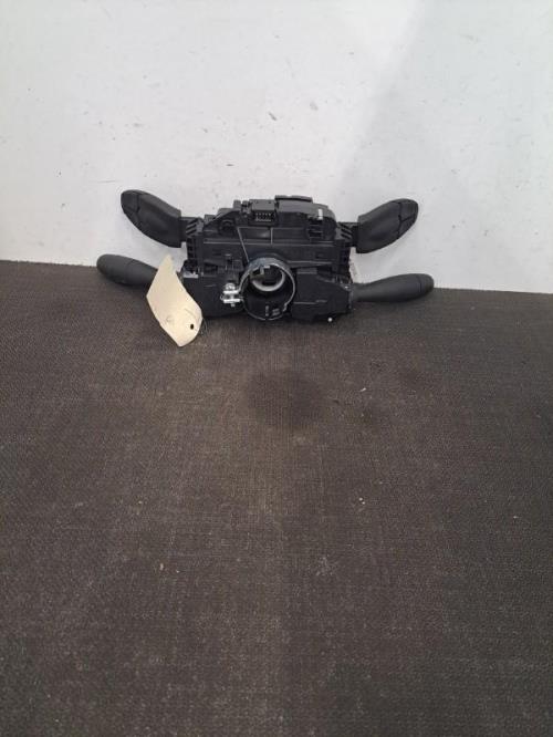 Image Com (Bloc Contacteur Tournant+Commodo Essuie Glace+Commodo Phare) - PEUGEOT 3008 1