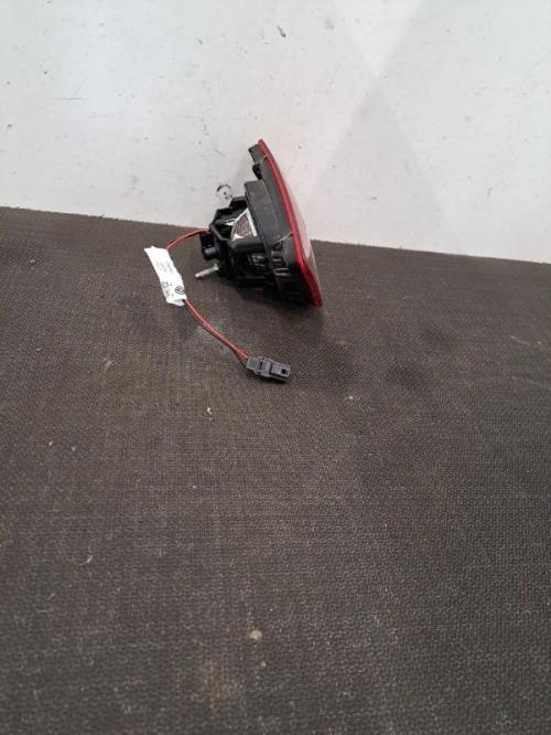 Image Feu arriere secondaire droit (feux) - RENAULT CLIO 4