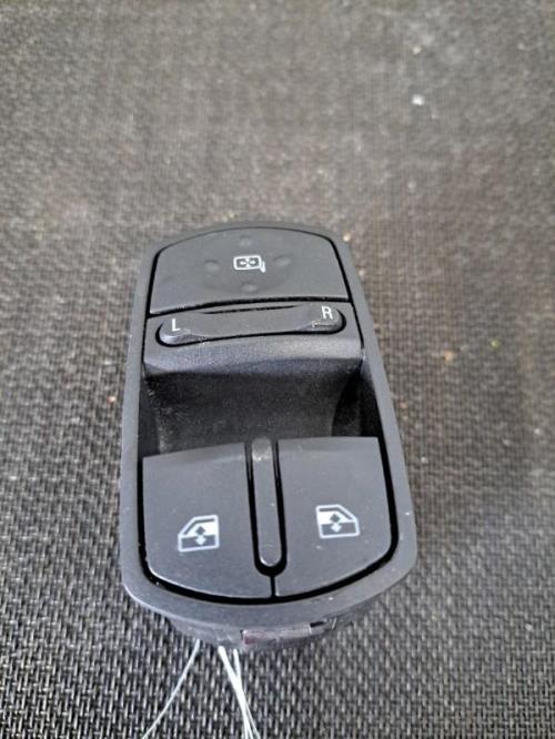 Image Interrupteur de leve vitre - OPEL CORSA D