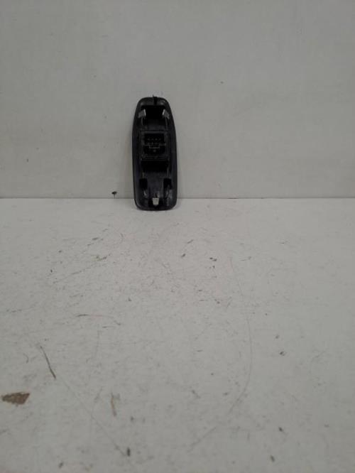 Image Interrupteur de leve vitre - PEUGEOT 208 1