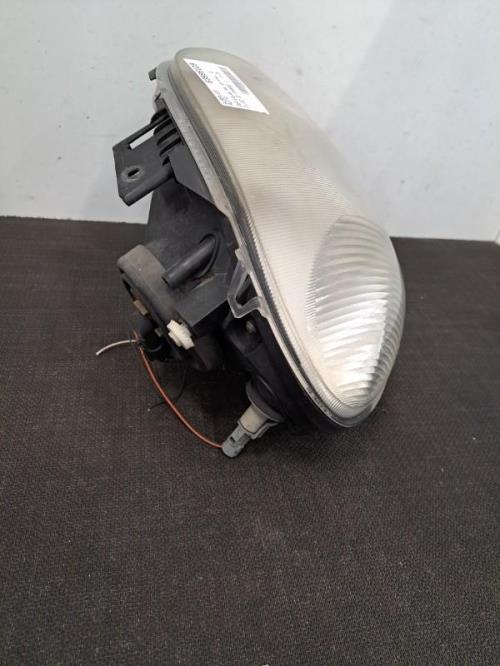 Image Optique avant principal droit (feux)(phare) - RENAULT CLIO 2