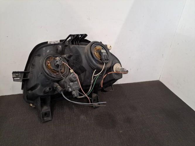 Image Optique avant principal droit (feux)(phare) - RENAULT CLIO 2