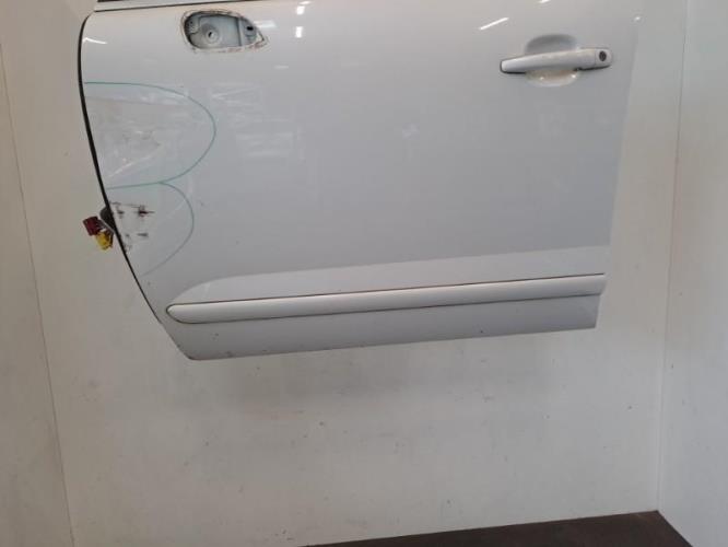 Image Porte avant gauche - PEUGEOT 5008 1