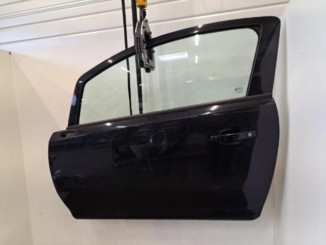 Image Porte avant gauche - OPEL CORSA D