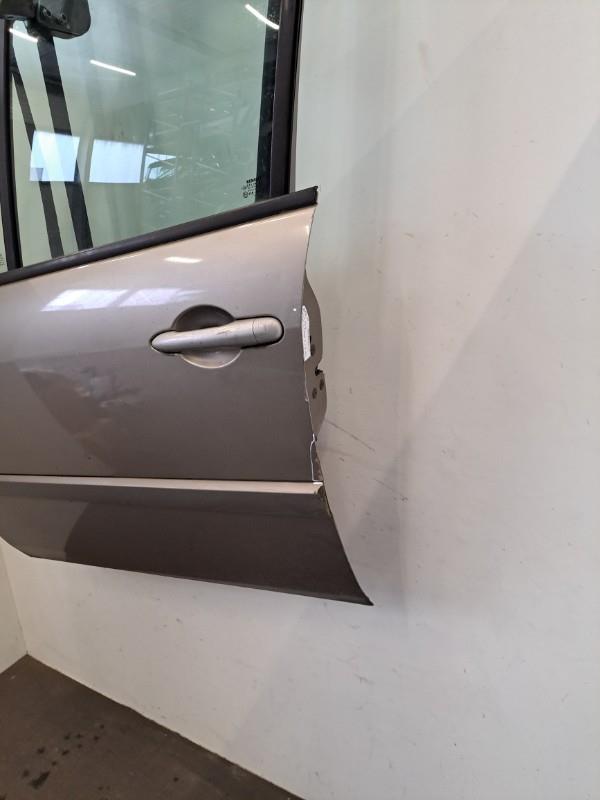 Porte avant gauche RENAULT SCENIC 2 PHASE 2 Diesel - 1