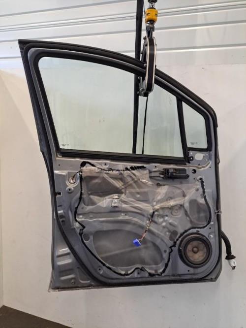 Image Porte avant gauche - SUZUKI SPLASH