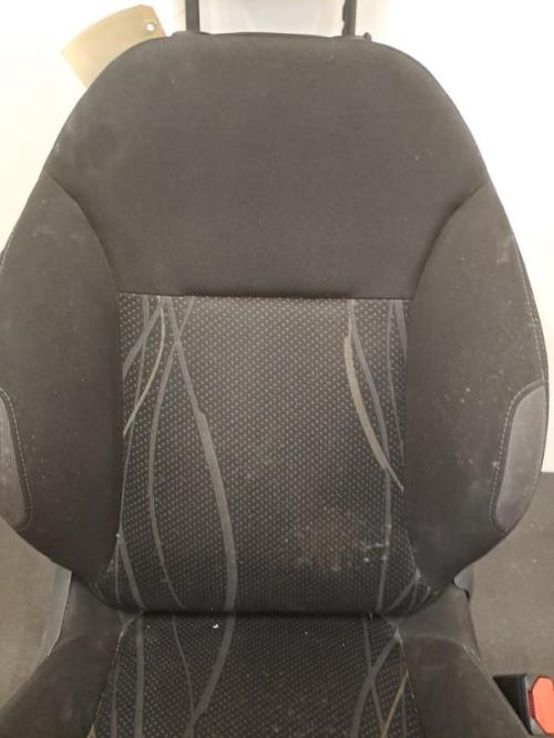 Image Siege avant droit - PEUGEOT 208 1