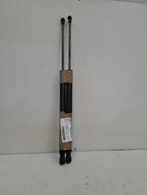 Image Verin de coffre - VOLKSWAGEN GOLF 7