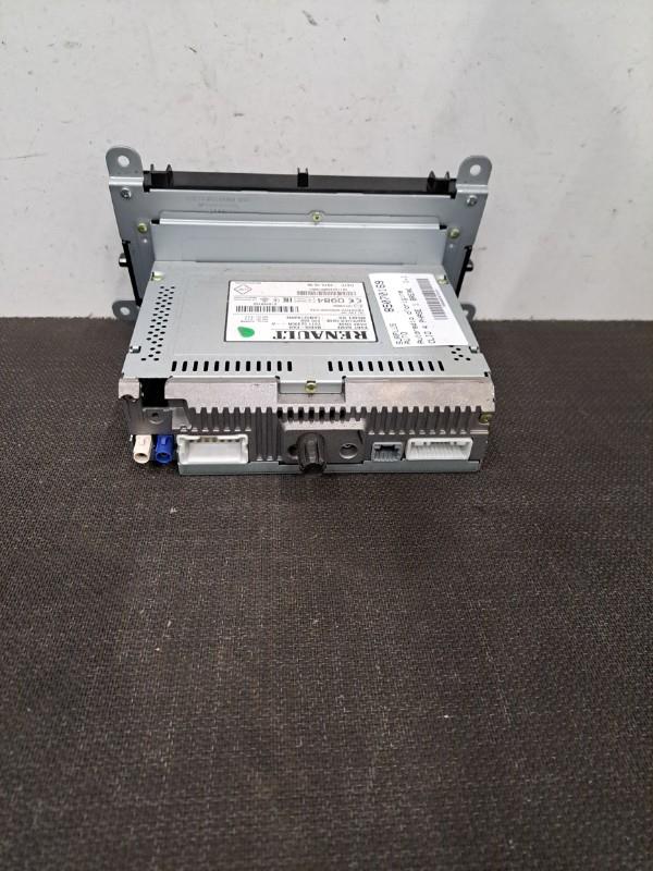 Autoradio d'origine RENAULT CLIO 4 PHASE 1 BREAK Essence - 1