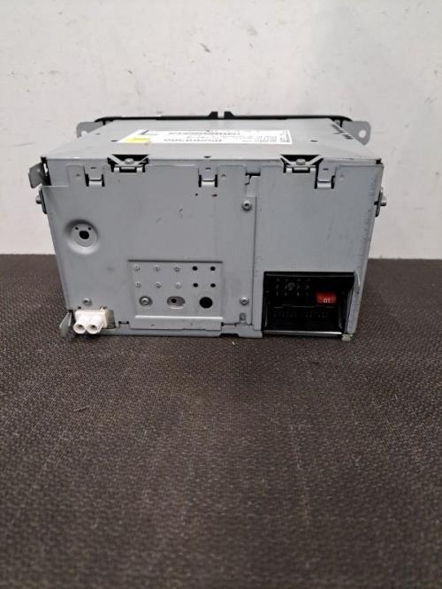 Image Autoradio d'origine - VOLKSWAGEN POLO 5