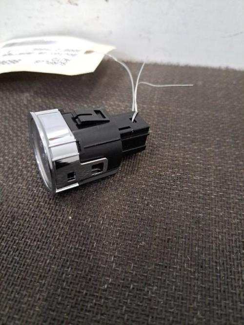 Image Bouton de demarrage - PEUGEOT 3008 2