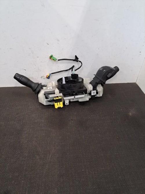 Image Com (Bloc Contacteur Tournant+Commodo Essuie Glace+Commodo Phare) - RENAULT LAGUNA 3