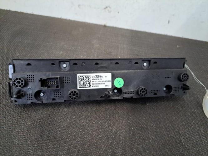 Image Commande autoradio - PEUGEOT 508 2