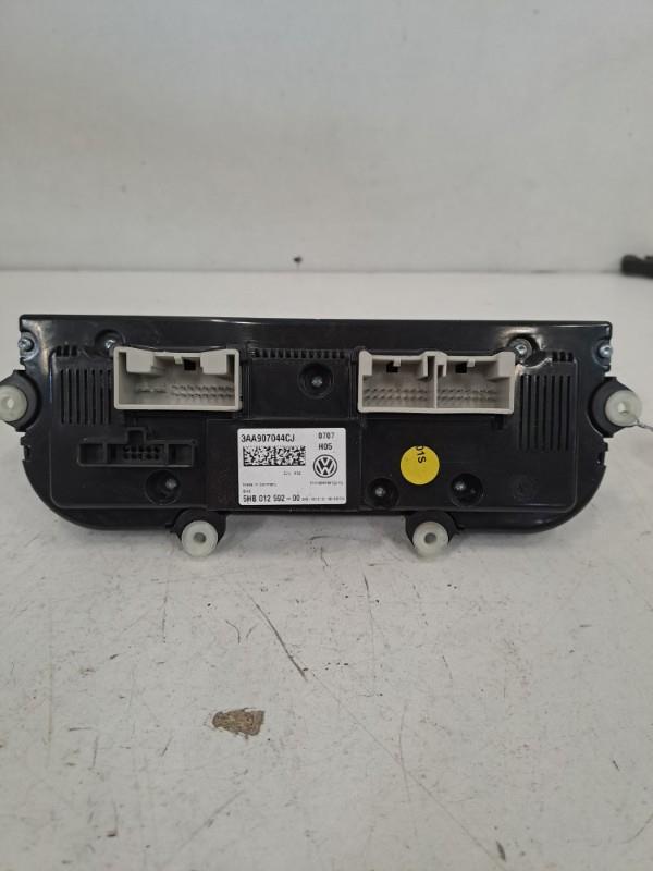 Commande chauffage VOLKSWAGEN TOURAN 2 Diesel - 1