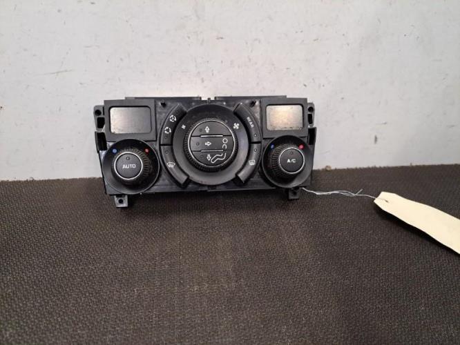 Image Commande chauffage - PEUGEOT 5008 1