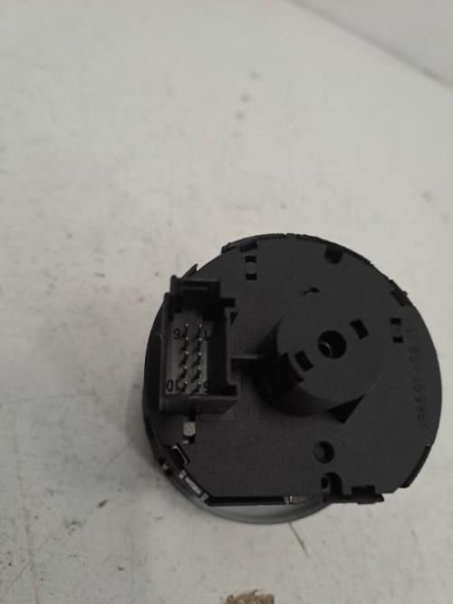 Image Commande de phare - VOLKSWAGEN TOURAN 2