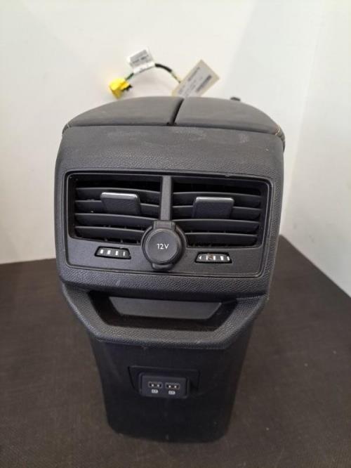 Image Console central (interieur plastique) - PEUGEOT 3008 2