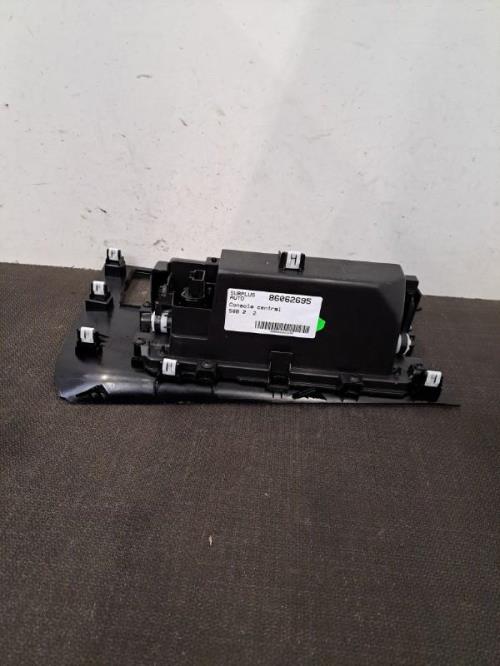 Image Console central (interieur plastique) - PEUGEOT 508 2