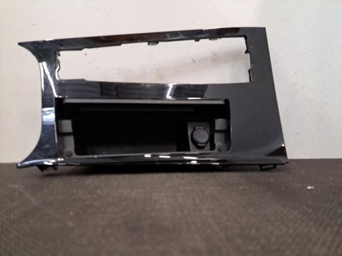 Image Console central (interieur plastique) - PEUGEOT 508 2