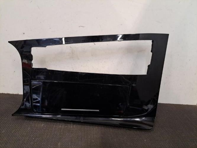 Image Console central (interieur plastique) - PEUGEOT 508 2