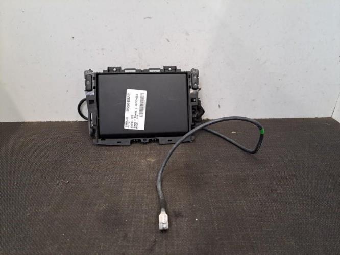 Image Ecran GPS - PEUGEOT 5008 1
