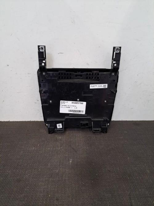 Image Facade autoradio - CITROEN C4 2