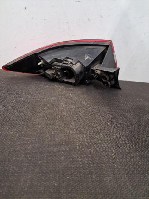 Image Feu arriere principal droit (feux) - RENAULT CLIO 4