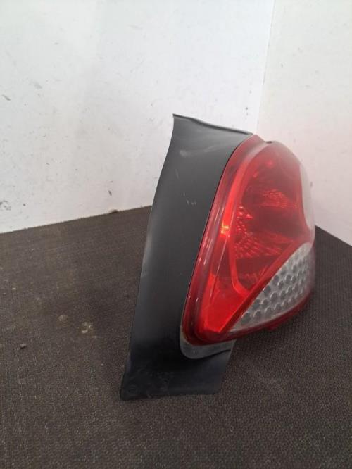 Image Feu arriere principal droit (feux) - PEUGEOT 206+