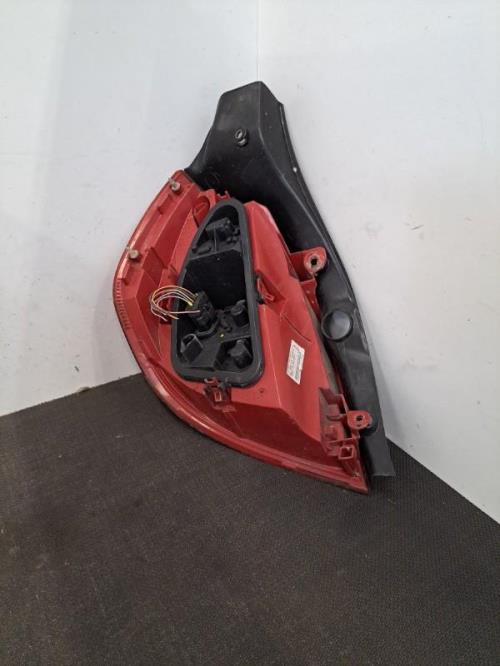 Image Feu arriere principal droit (feux) - RENAULT CLIO 3