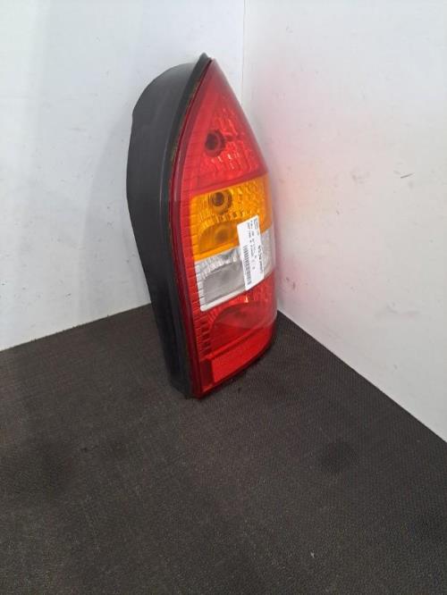 Image Feu arriere principal droit (feux) - OPEL ZAFIRA A