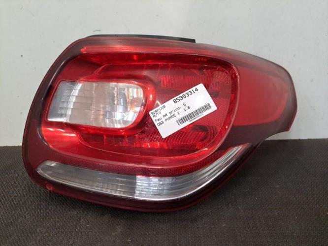 Image Feu arriere principal droit (feux) - CITROEN DS3