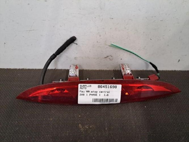 Image Feu arriere stop central - PEUGEOT 208 1