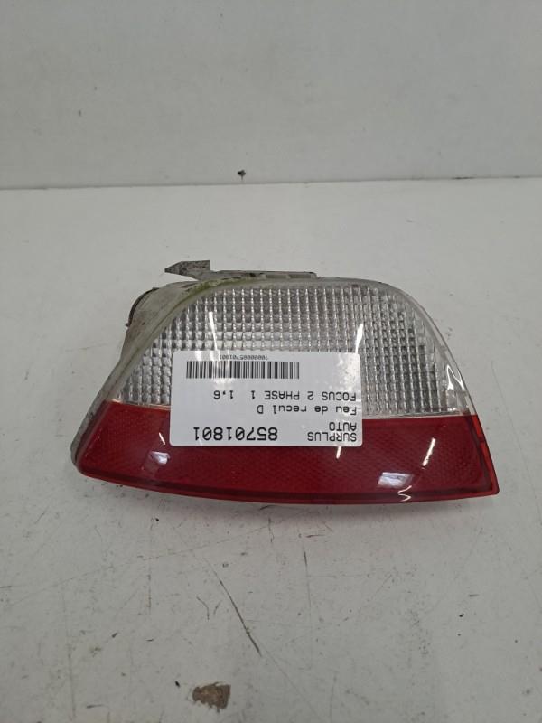 Feu de recul droit FORD FOCUS 2 PHASE 1 Diesel - 1