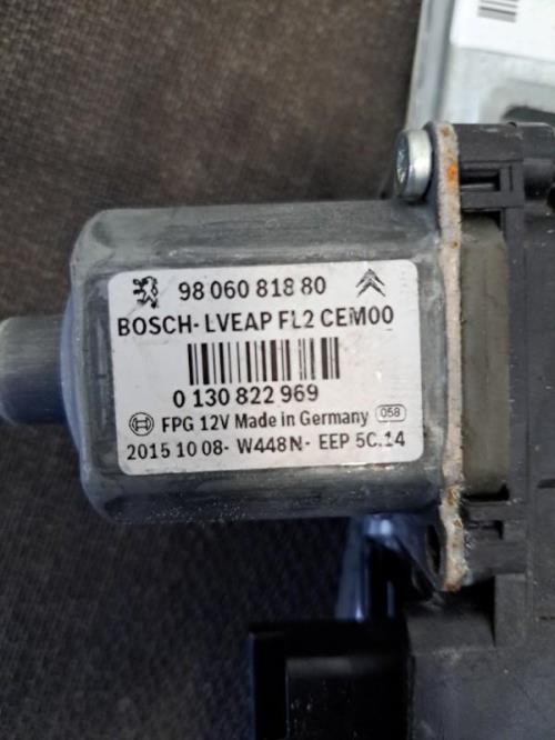 Image Leve vitre electrique avant gauche - PEUGEOT 208 1