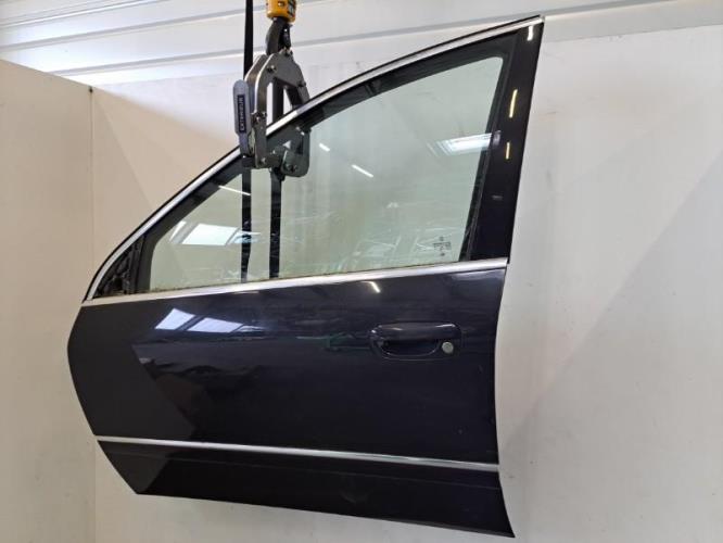 Image Porte avant gauche - PEUGEOT 607